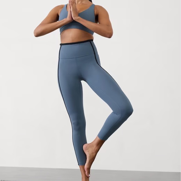 Athleta Elation Ultra High Rise 7/8 Legging - Picture 3 of 8
